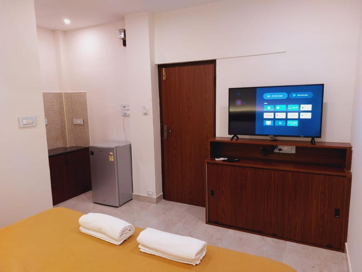 Chippy Residency Hotel Chennai Exterior photo