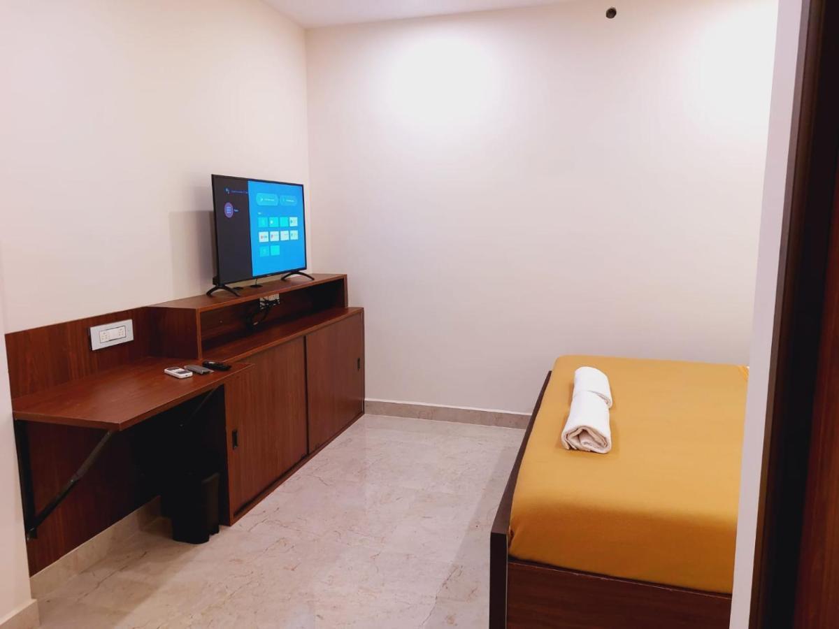 Chippy Residency Hotel Chennai Exterior photo